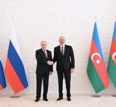 Putin ve Aliyev, Bakü'de görüştü