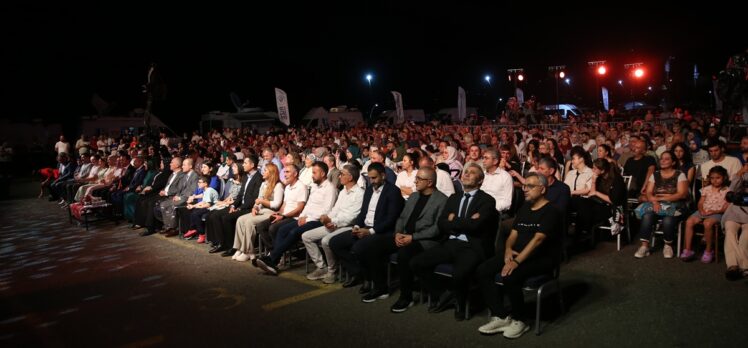 Rize'de “TRT Sanatçıları Şehir Konserleri” düzenlendi