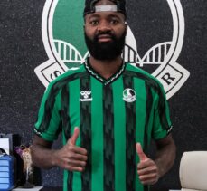 Sakaryaspor, Lamkel Ze'yi kadrosuna kattı