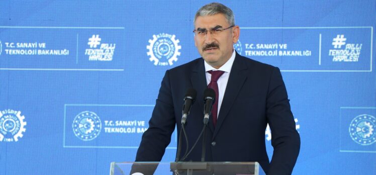 Sanayi ve Teknoloji Bakanı Kacır, Niğde'de Toplu Açılış ve Temel Atma Töreni'nde konuştu: