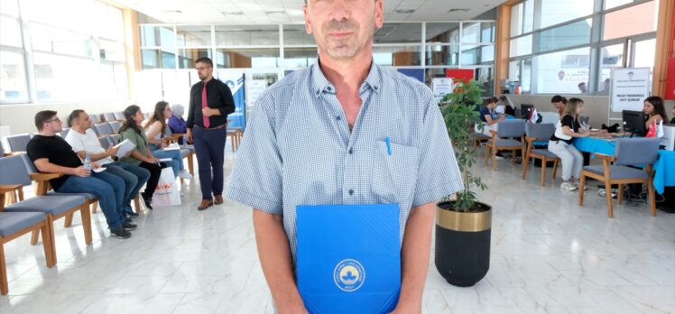 Teknik personel olarak görev yaptığı üniversitede yüksek öğrenim hayalini gerçekleştirecek