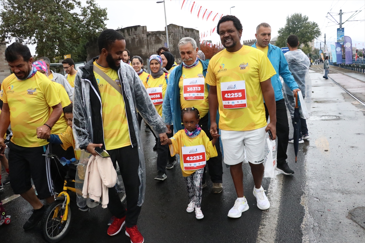 4. Uluslararası Kayseri Yarı Maratonu koşuldu