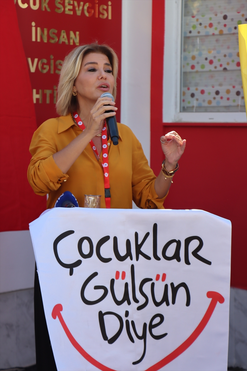 Adıyaman'da Çocuklar Gülsün Diye Derneği öncülüğünde yaptırılan anaokulu açıldı