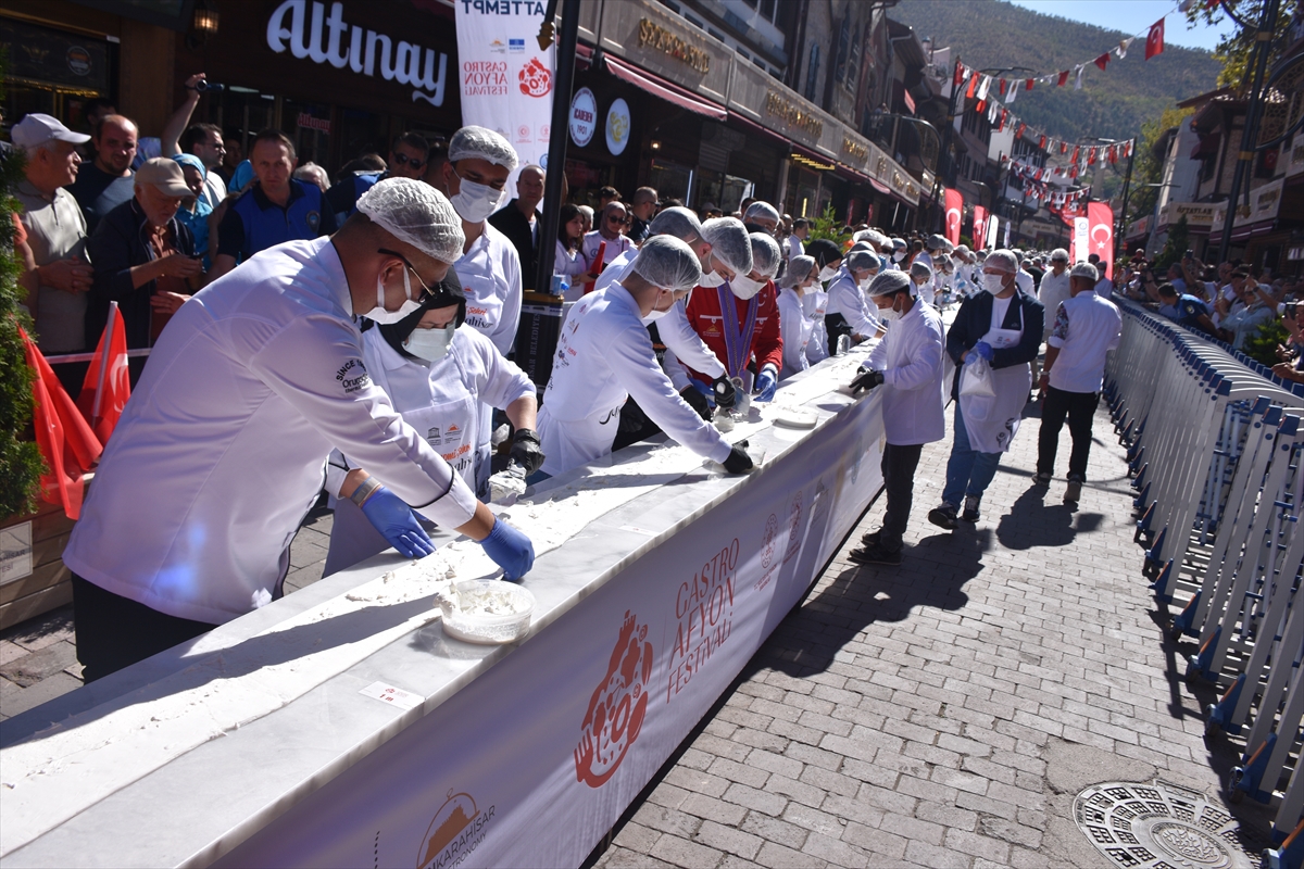 Aile ve Sosyal Hizmetler Bakanı Göktaş, 6. Uluslararası Gastro Afyon Turizm ve Lezzet Festivalinin açılışında konuştu: