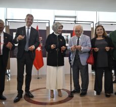 Aile ve Sosyal Hizmetler Bakanı Göktaş, Türk Kadın Öncüleri sergisini açtı