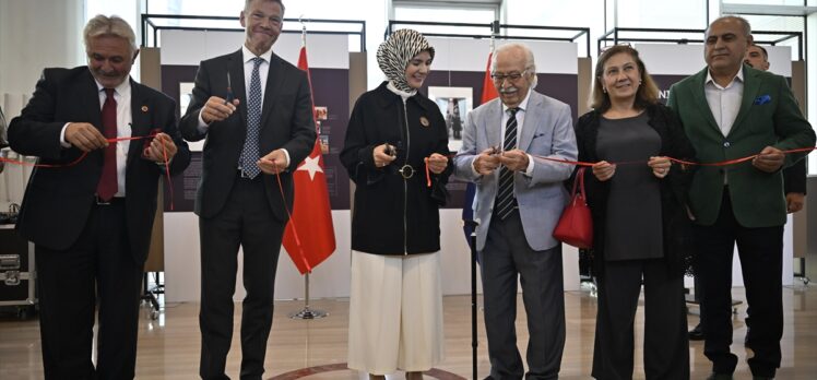 Aile ve Sosyal Hizmetler Bakanı Göktaş, Türk Kadın Öncüleri sergisini açtı