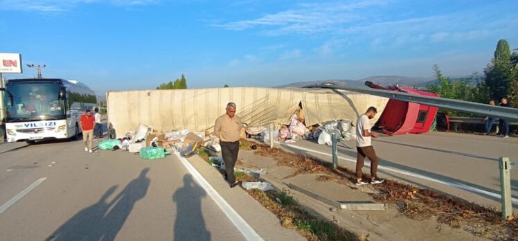 Amasya'da tanker ile tırın çarpıştığı kazada 1 kişi yaralandı