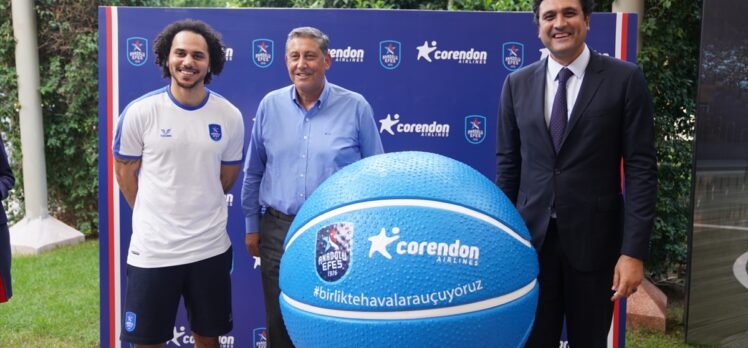 Anadolu Efes Spor Kulübü ile Corendon Airlines arasındaki sponsorluk anlaşması yenilendi