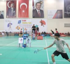 Büyükler Türkiye Badminton Şampiyonası Kayseri'de başladı