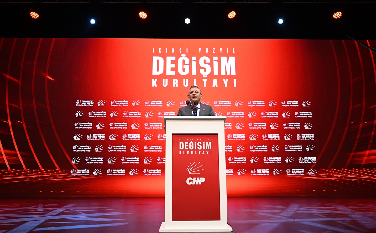 CHP Genel Başkanı Özel, partisinin “İkinci Yüzyıl Değişim Kurultayı”nda konuştu: