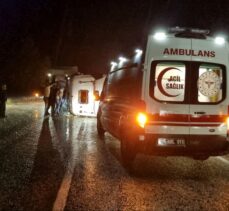 Çorum'da devrilen tırdaki 2 kişi yaralandı