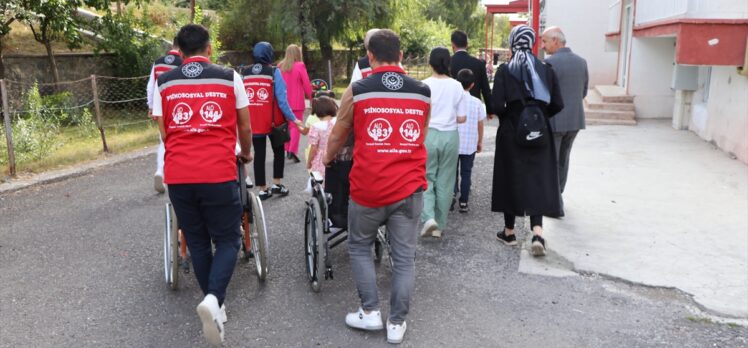 Devlet korumasındaki çocuklar, Erzurumlu Kore gazisinin gününü kutladı