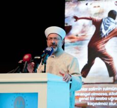 Diyanet İşleri Başkanı Erbaş, İzmir'deki Mevlid-i Nebi Haftası Programı'nda konuştu: