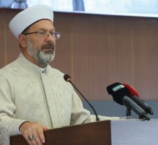 Diyanet İşleri Başkanı Erbaş, Türkiye-Malezya İslam Astronomisi Uygulamaları Çalıştayı'nda konuştu: