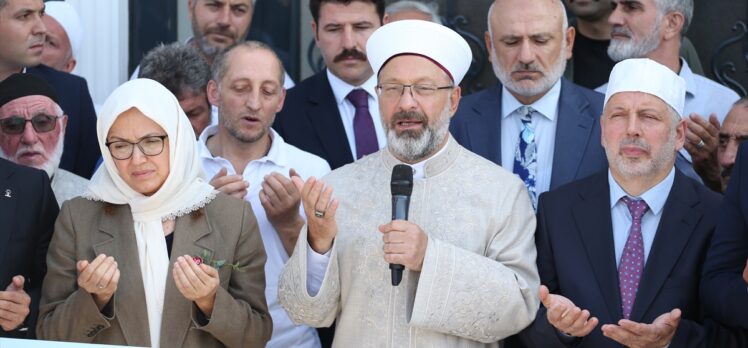 Diyanet İşleri Başkanı Erbaş, Yalova'da hutbe irat etti: