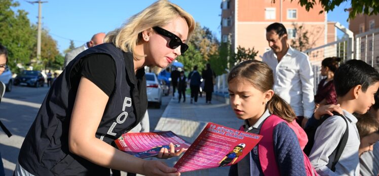 Edirne'de “Güvenli eğitim” uygulaması ebeveyn polislere emanet