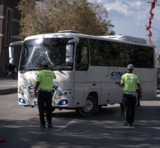 Erzurum'da polis ekiplerince okul servislerine yönelik denetim yapıldı