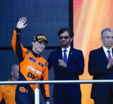 Formula 1'de Azerbaycan Grand Prix'sini Oscar Piastri kazandı