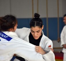 Genç Kadın Judo Milli Takımı, Tacikistan'daki dünya şampiyonasının hazırlıklarını sürdürüyor