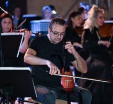 Hacettepe Üniversitesi Senfoni Orkestrası, sezonun ilk konserini yeni öğrenciler için verdi