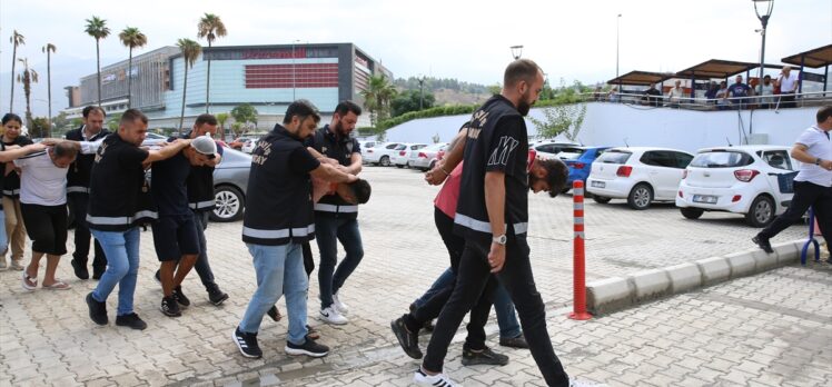 Hatay'da bir kişinin bıçaklanarak öldürülmesiyle ilgili yakalanan 5 şüpheli tutuklandı