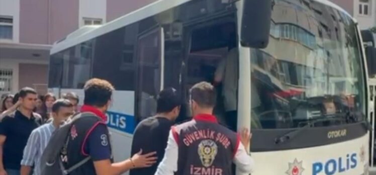 İzmir'de ABD vatandaşı sivil giyimli 2 askeri personele saldıran 15 şüpheliden 10'u tutuklandı