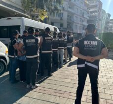 İzmir'de silah kaçakçılığı operasyonunda 7 şüpheli tutuklandı