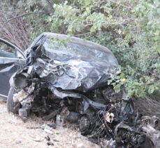 Konya'da şarampole devrilen otomobildeki 1 kişi öldü, 1 kişi yaralandı