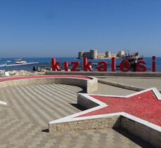 Mersin Kızkalesi'nde turizm hareketliliği sürüyor