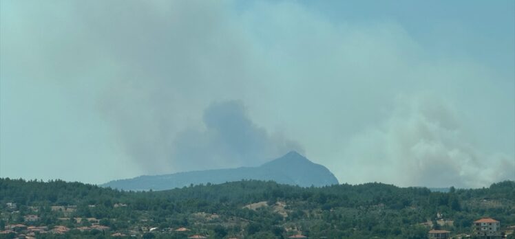 GÜNCELLEME – Muğla'da çıkan orman yangınına müdahale ediliyor