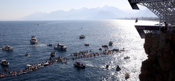 Red Bull Cliff Diving Dünya Serisi'nin 7'nci etabı Antalya'da başladı