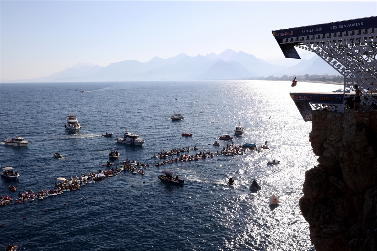 Red Bull Cliff Diving Dünya Serisi'nin 7'nci etabı Antalya'da başladı