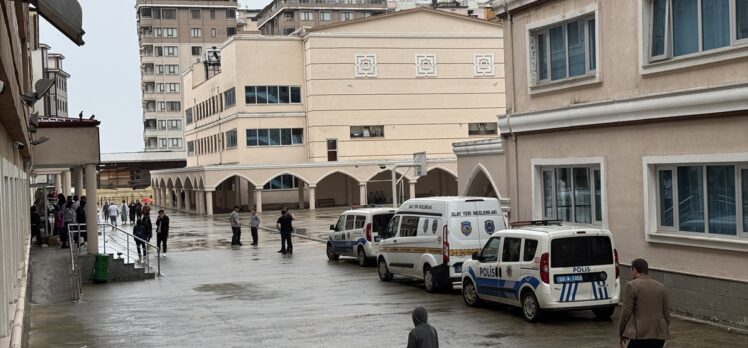 Rize'de okulda merdiven boşluğuna düşen öğrenci hayatını kaybetti