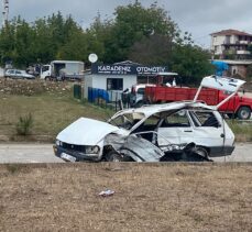 Sakarya'da iki otomobilin çarpıştığı kazada 1 kişi öldü, 1 kişi yaralandı