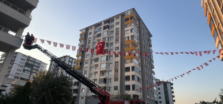 Şehit Uzman Çavuş Mehmet Kökcü'nün Malatya'daki ailesine şehadet haberi verildi