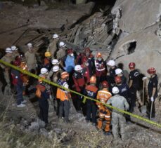 Tunceli'de deprem sonrası enkazda arama kurtarma tatbikatı yapıldı