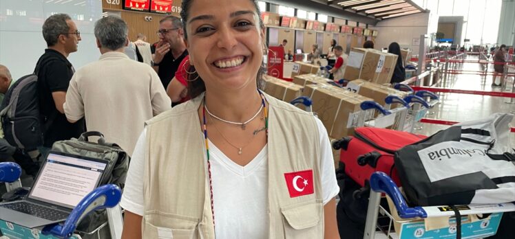 Türkiye'den gönüllüler sağlık organizasyonu için Uganda'ya gitmek üzere yola çıktı