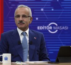 EDİTÖR MASASI 1- Ulaştırma ve Altyapı Bakanı Uraloğlu, çağrı cihazları özelinde Türkiye'de risk olmadığını bildirdi: