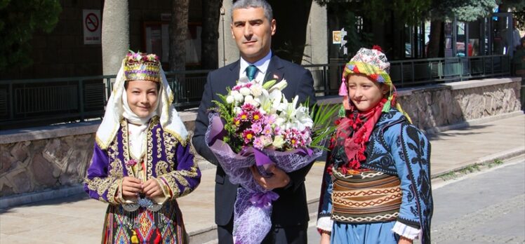 Uşak Valiliğine atanan Naci Aktaş görevine başladı