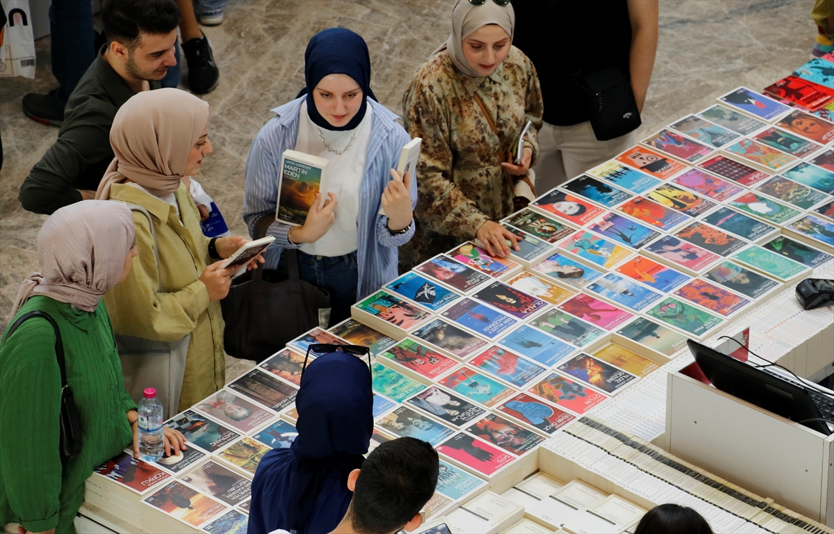 14. Kocaeli Kitap Fuarı kapılarını açtı