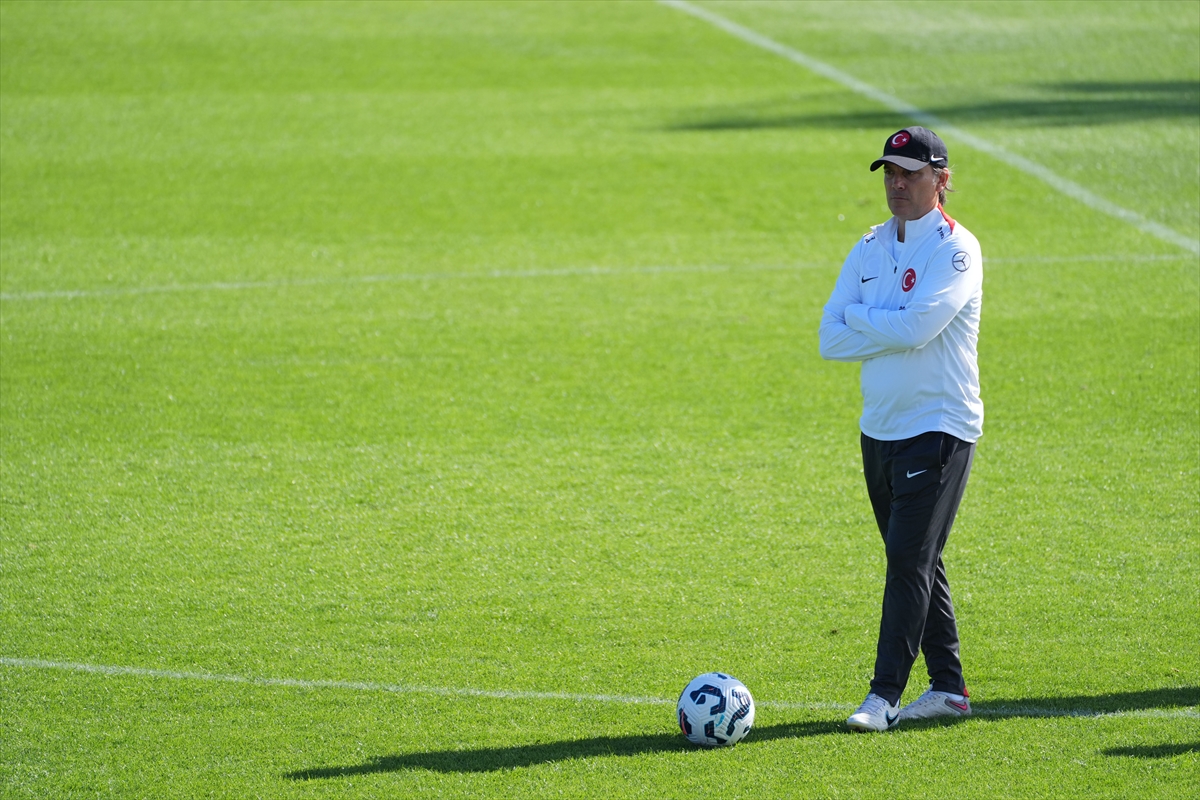 A Milli Futbol Takımı, Karadağ maçına hazır