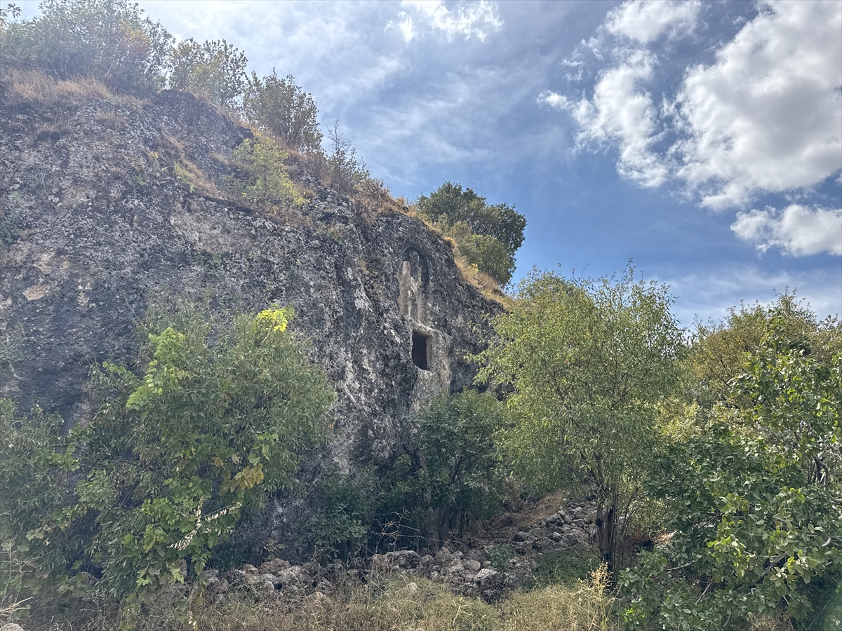 Adıyaman'da Roma dönemine ait oda mezar bulundu