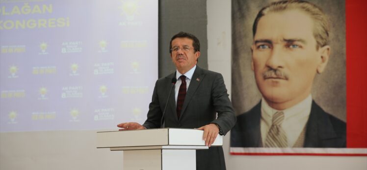 AK Parti'li Zeybekci Baklan İlçe Kongresi'nde konuştu: