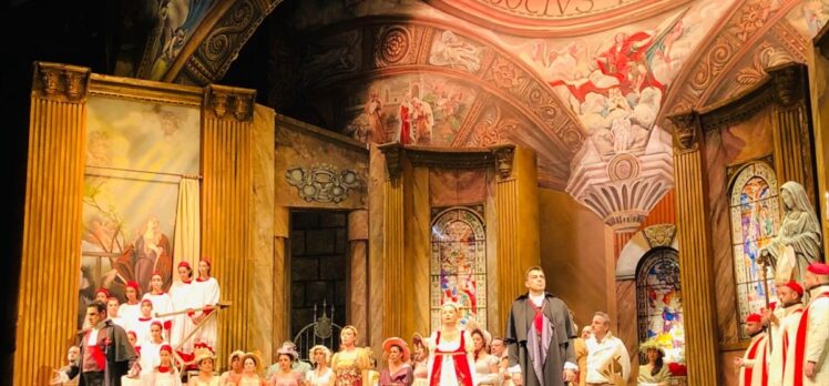 Antalya Devlet Opera ve Balesi “Tosca” operasını sahneledi