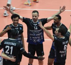 Voleybol: SMS Grup Efeler Ligi