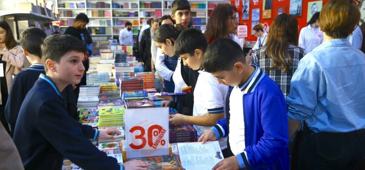 Bakü'de 10. Uluslararası Kitap Fuarı başladı