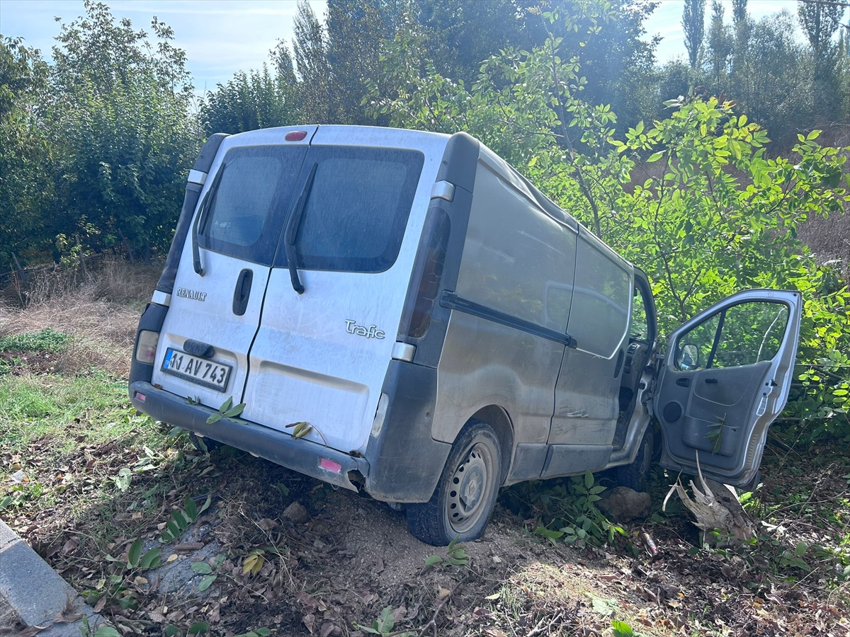 Bilecik'te panelvanın devrildiği kazada 1 kişi öldü, 1 kişi yaralandı