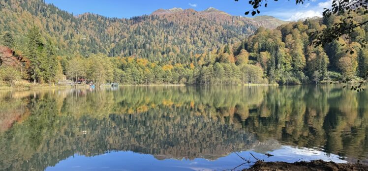 Borçka Karagöl Tabiat Parkı 600 binden fazla turisti ağırladı