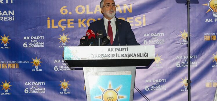 Çalışma ve Sosyal Güvenlik Bakanı Işıkhan, Diyarbakır'da AK Parti Sur İlçe Kongresi'nde konuştu: