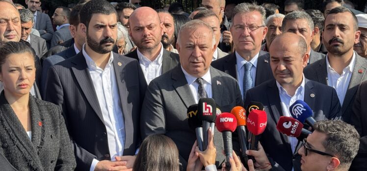 CHP Genel Başkan Yardımcısı Zeybek'ten Esenyurt Belediye Başkanı Özer'in gözaltına alınmasına ilişkin açıklama